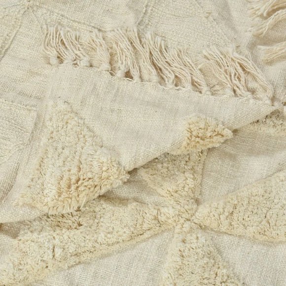 Triangle square throw tassles, cotton, off-white, 60x50 inches - Picture 6 of 7